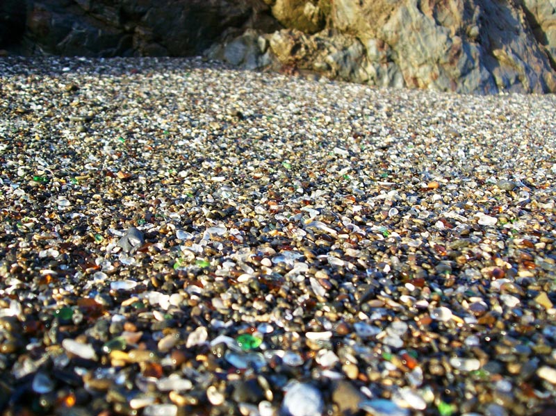 glass-beach-california-(3)