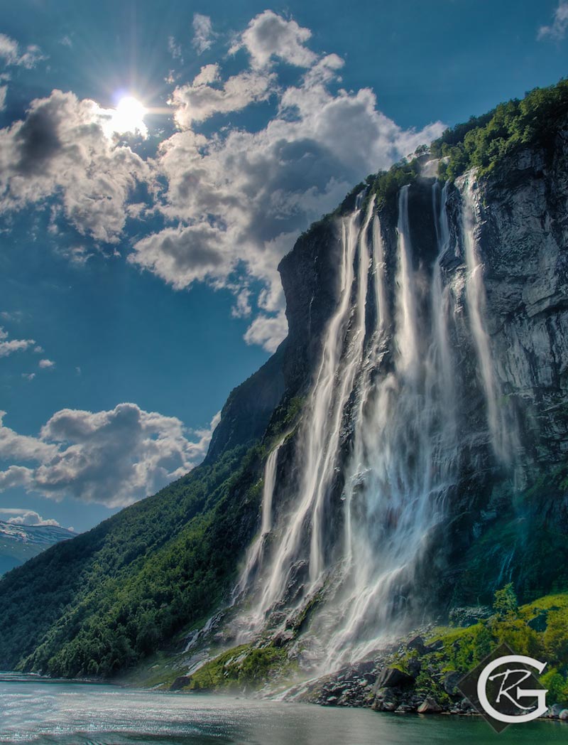 Seven-Sisters-Waterfall