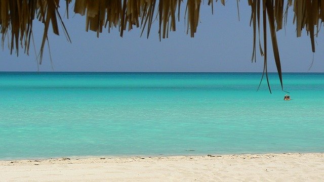 Playa-Guardalavaca-Cuba