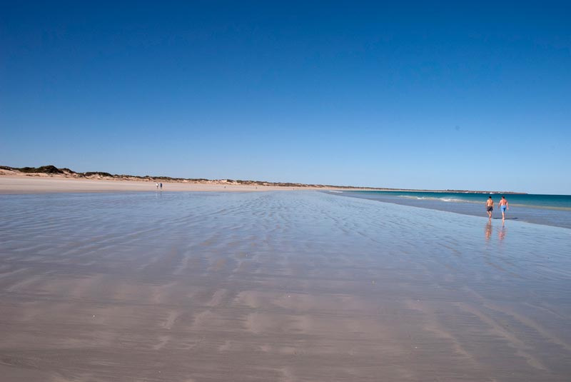 cable-beach-australia